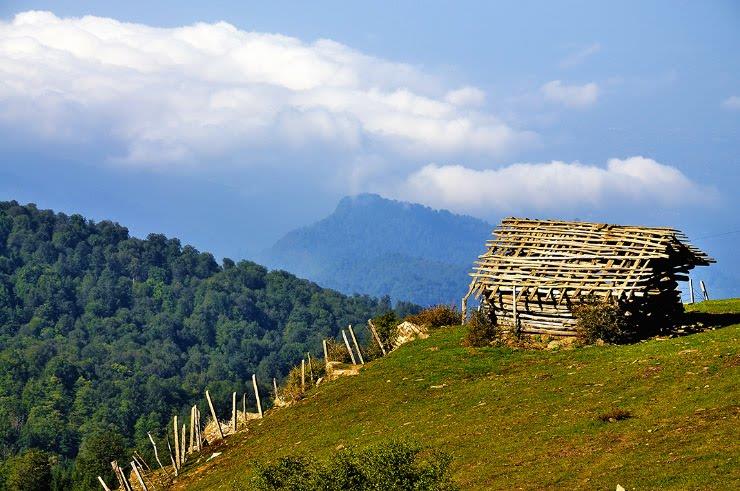 ایران زمین,استان مازندران,مناطق ییلاقی,کلاردشت,روستای مازیچال,shabnamha.ir,شبنم همدان,afkl ih,شبنم ها