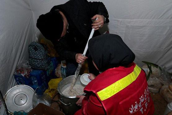 حریق ساختمان پلاسکو,آوار ساختمان پلاسکو,آتش نشان های زن به کمک مردان آمدند,آتش نشان زن,shabnamha.ir,شبنم همدان,afkl ih