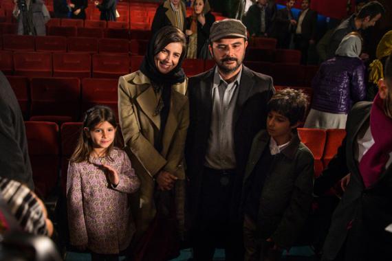 جشنواره فيلم فجر,رونمايي پوستر جشنواره,تصوير علي حاتمي,shabnamha.ir,شبنم همدان,afkl ih