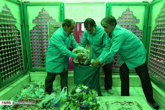 مراسم غبارروبی,حرم امام‌زاده عبدالله(ع),همدان,عطرافشانی,shabnamha.ir,شبنم همدانوafkl ih,شبنم ها