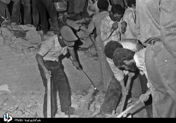  گزارش تصویری,شهدای هفتم تیر,هفت تیر 1360,انفجار بمب,shabnamha.ir,شبنم همدان,afkl ih,شبنم ها
