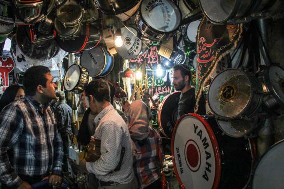 بازار همدان,محرم,عاشورایی,طبل و لباس مشکی,shabnamha.ir,شبنم همدان,afkl ih,شبنم ها