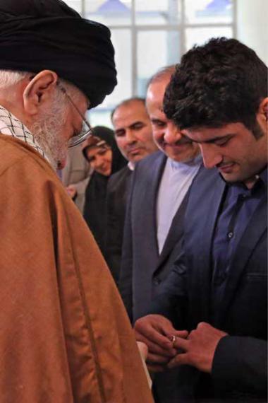 آیت الله خامنه ای,علیرضا کریمی,کشتی گیر,shabnamha.ir,شبنم همدان,afkl ih,شبنم ها; 